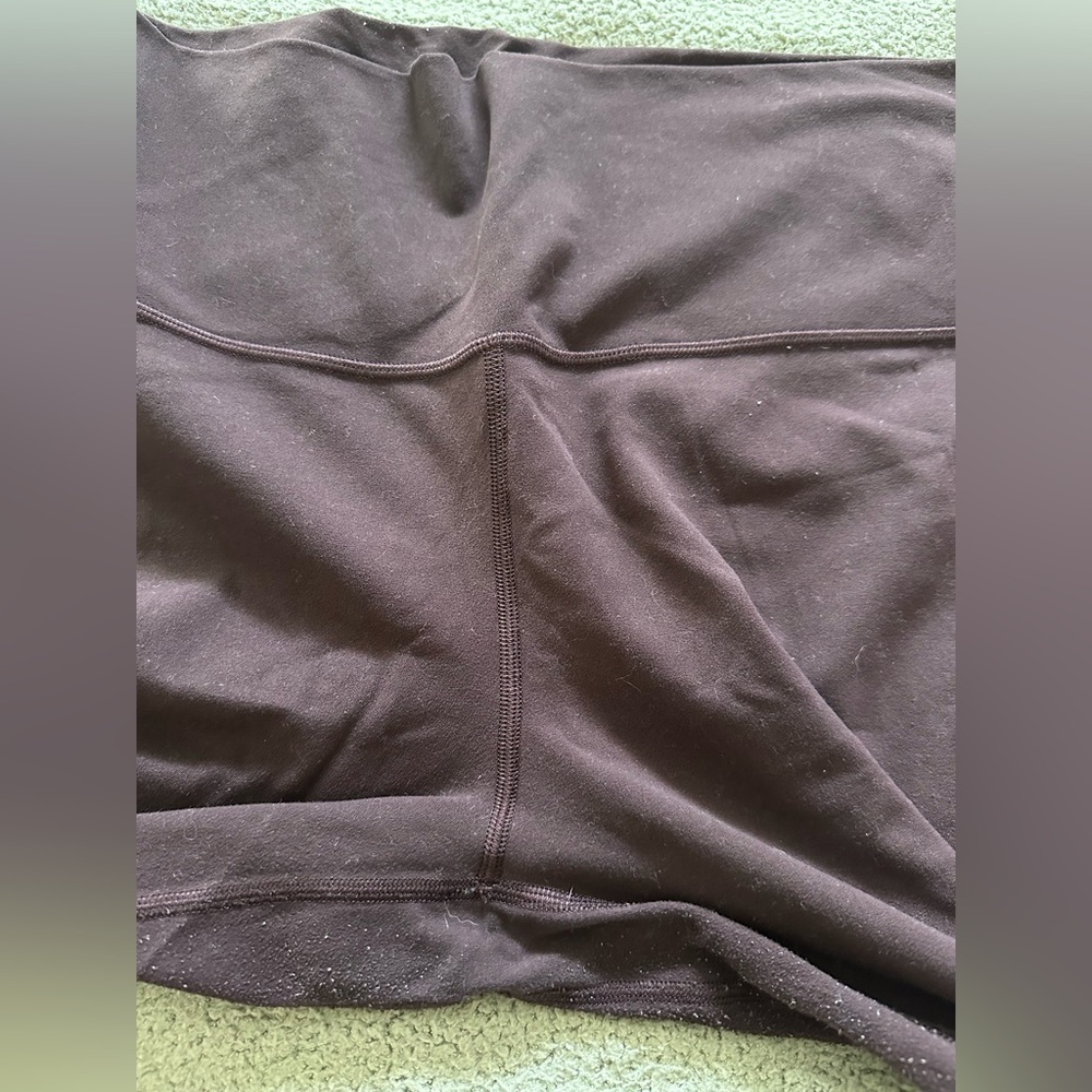 Lululemon maroon crop leggings - Picture 3 of 3